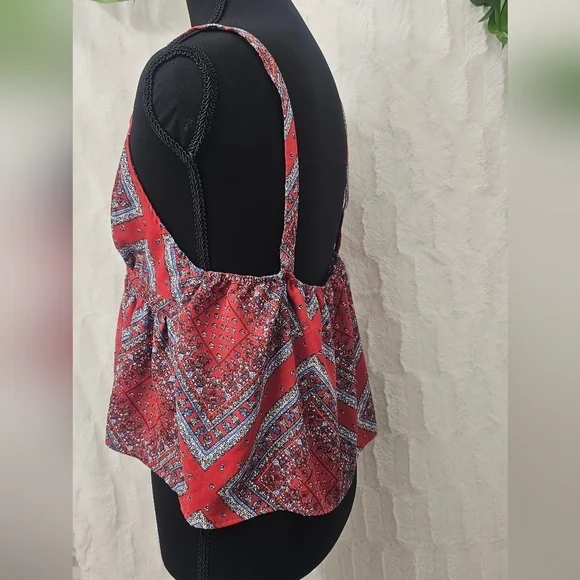 Sky And Sparrow Red Patterned Top - Picture 4 of 4